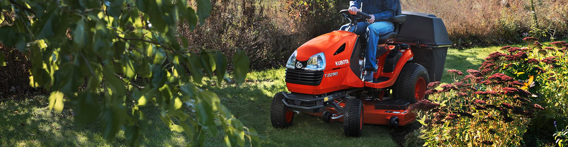 Lawn Tractors & Mowers